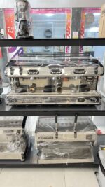 دستگاه اسپرسوساز La Spaziale S9 سه گروپ